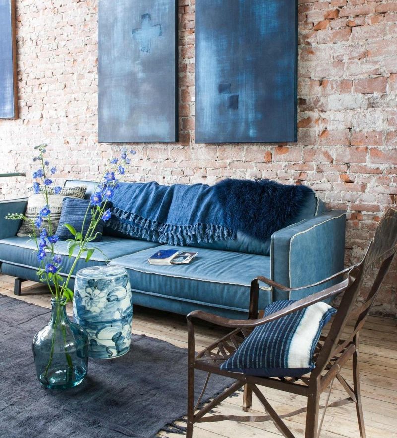 Синий диван в интерьере 20