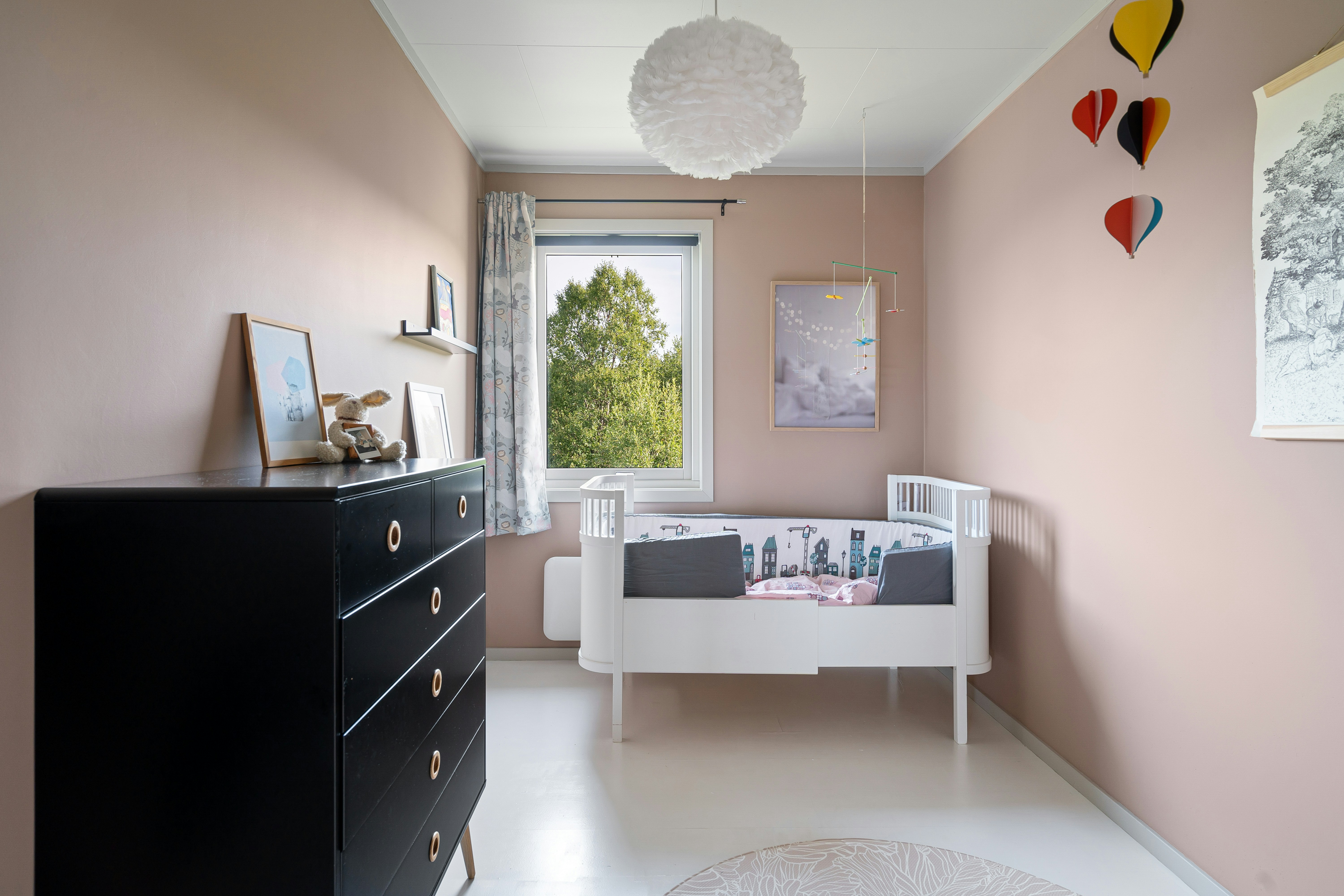 комод черный в спальню черный комод