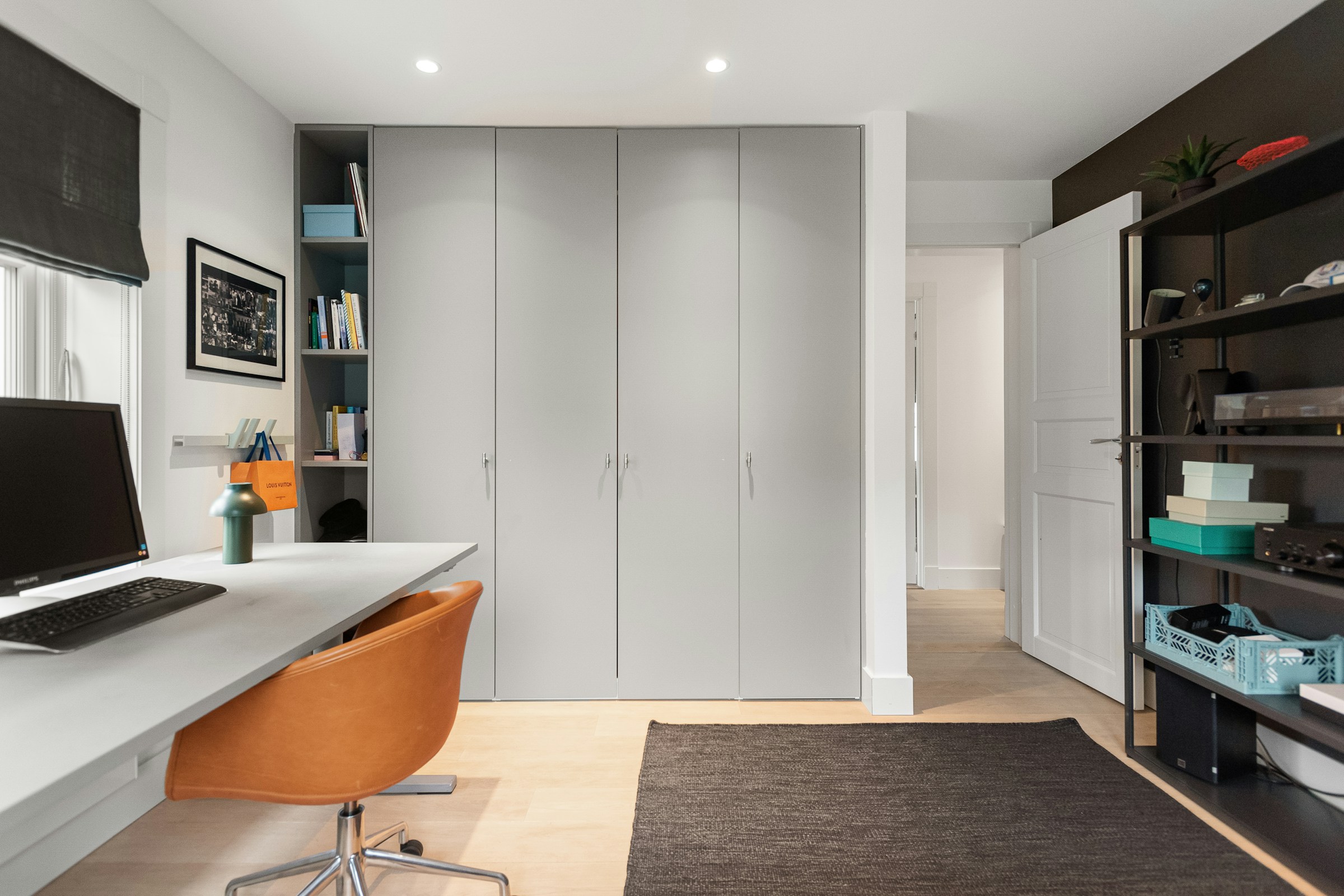 шкаф  под потолок